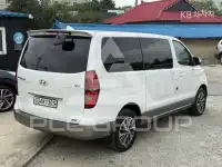 2020 Hyundai Starex