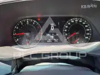 2020 Renault Xm3