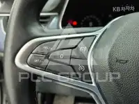 2020 Renault Xm3