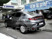 2020 Renault Xm3