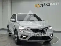 2020 Renault Xm3