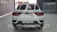 2020 Renault Xm3