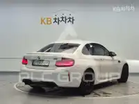 2021 BMW M1