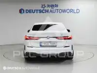 2021 BMW 218