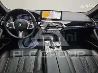 2021 BMW 523