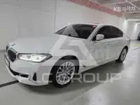 2021 BMW 523