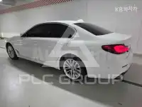 2021 BMW 523