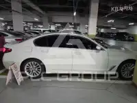 2021 BMW 523
