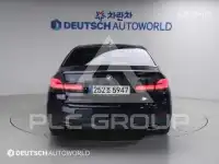 2021 BMW 523