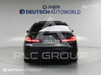 2021 BMW 523