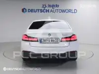 2021 BMW 523