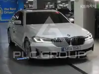 2021 BMW 523