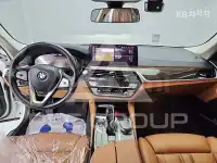 2021 BMW 523
