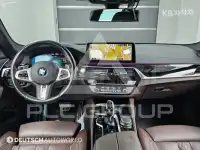 2021 BMW 523
