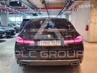 2021 BMW 523