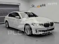 2021 BMW 523