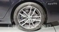 2021 BMW 523