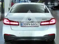 2021 BMW 523