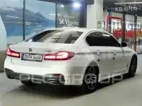 2021 BMW 523