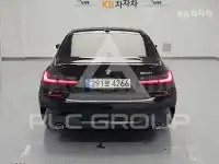 2021 BMW 330