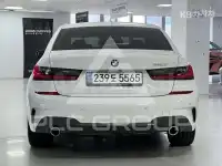 2021 BMW 330