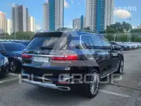 2021 BMW X7