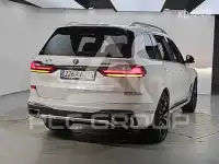 2021 BMW X7