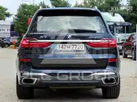 2021 BMW X7