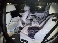 2021 BMW X7