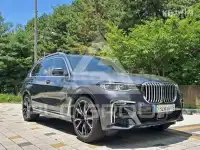 2021 BMW X7