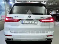 2021 BMW X7