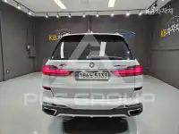 2021 BMW X7