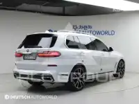 2021 BMW X7