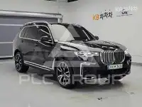 2021 BMW X7