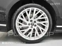 2021 Audi A8