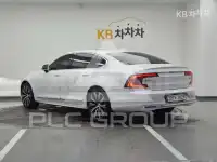 2021 Volvo S90