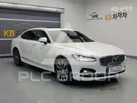 2021 Volvo S90