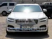 2021 Volvo S90