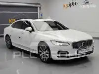 2021 Volvo S90