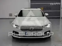 2021 Volvo S90