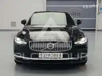 2021 Volvo S90