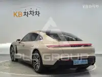 2021 Porsche Taycan