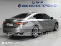 2021 Lexus ES