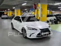 2021 Lexus ES