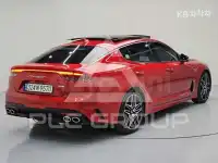 2021 KIA Stinger