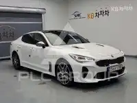 2021 KIA Stinger