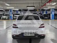 2021 Genesis G70