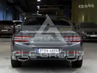 2021 Genesis G80