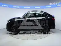 2022 BMW M1