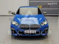 2022 BMW 218